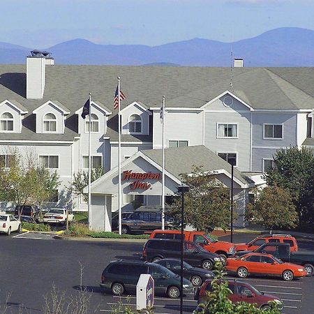 Hampton Inn Burlington - Colchester Экстерьер фото